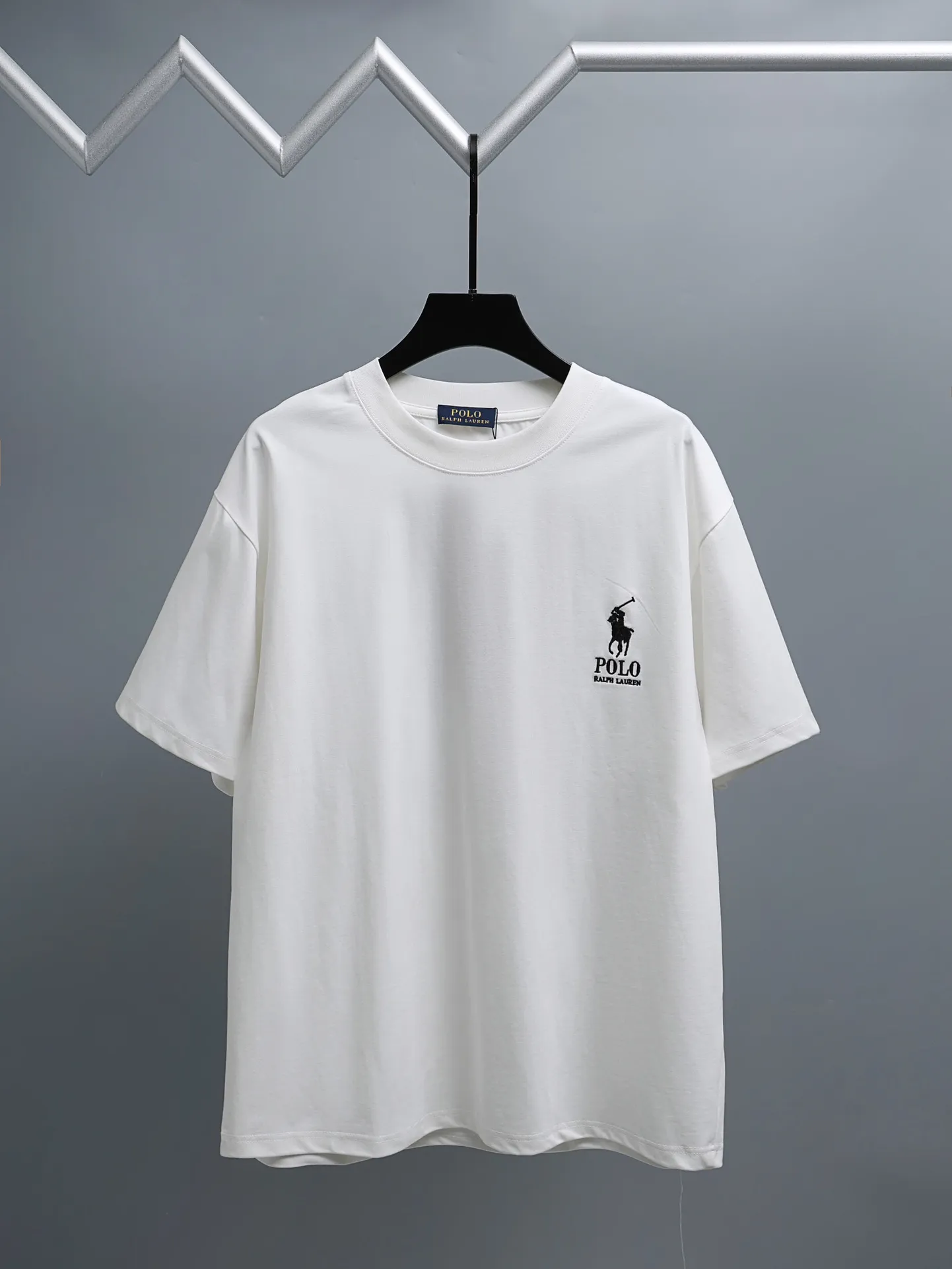 P170 Ralph Lauren* 2꯭0꯭2꯭6 new spring and summer style ❤️ Original ⌚️ higher version of Ralph Lauren. The fabric is made of 280g high-density pure cotton. It does not deform or shrink. Process introduction: double thread movement. Precision embroidery on the chest ➕ back panel embroidery🪡 process Color: White SIZE: S-XXL